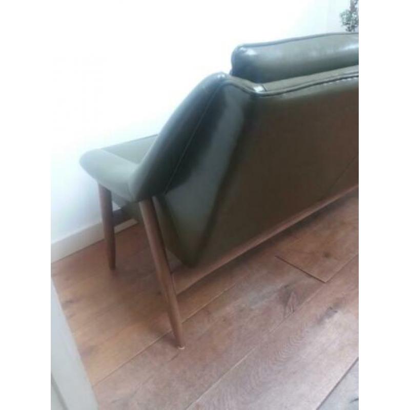 Vintage retro bank groen