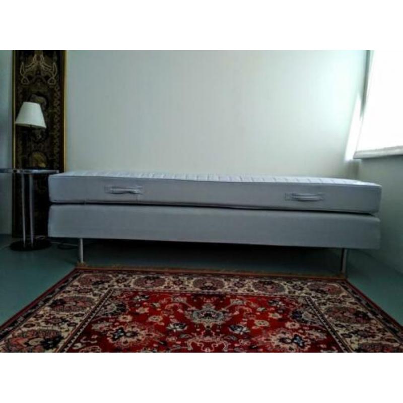 Ikea boxspring 90*220 met matras