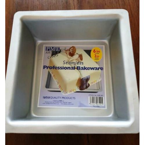 Splinternieuwe bakvormen voor taarten