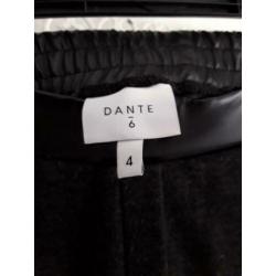 Mooi zwart broekje Dante 6 mt.4=42