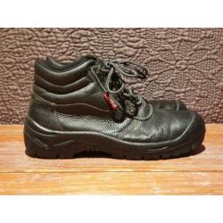 Werkschoenen / veiligheidsschoenen, mt 43, ZGAN