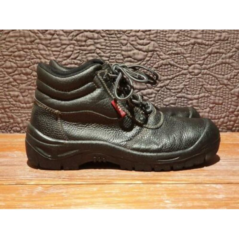 Werkschoenen / veiligheidsschoenen, mt 43, ZGAN