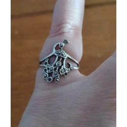 Hele leuke zilveren (925) ring PAUW !!!!!