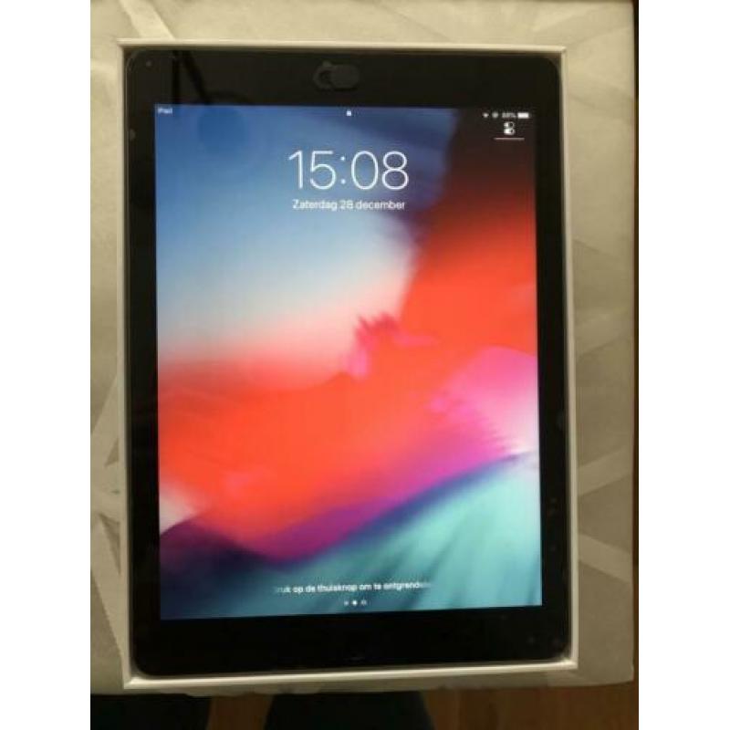 Zeer nette Ipad Air (32gb)