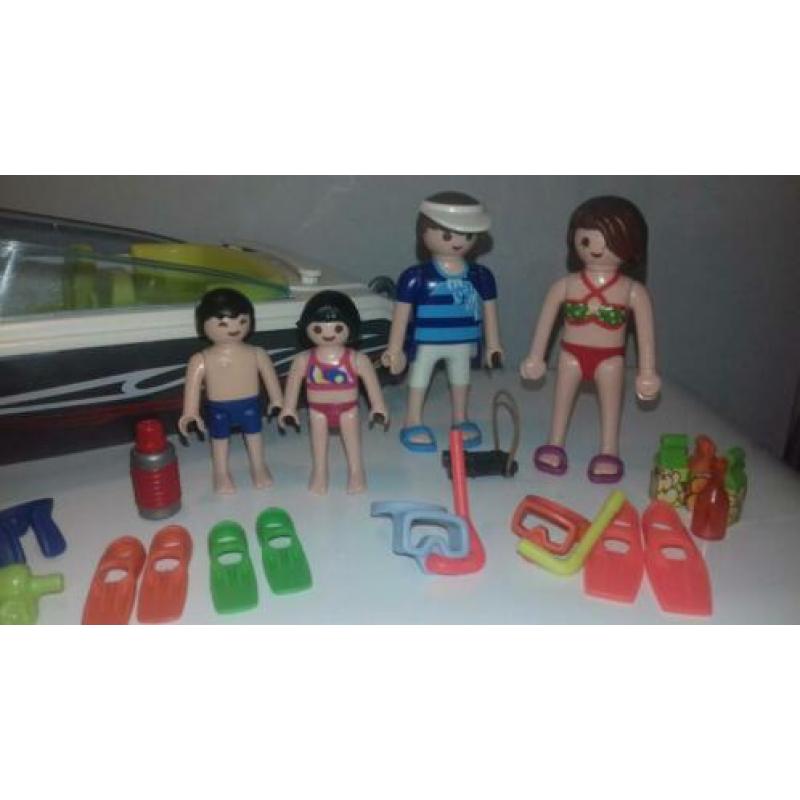 Playmobil speedboot netjes en heel