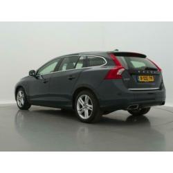 Volvo V60 2.4 D6 AWD Plug-In Hybrid Summum *AUT.* / NAVI / L