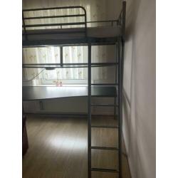 Ikea hoogslaper met matras,lamp,bureau en plank