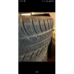 Hangkook winterbanden 205/55/16 Peugeot 2008 incl velgen!