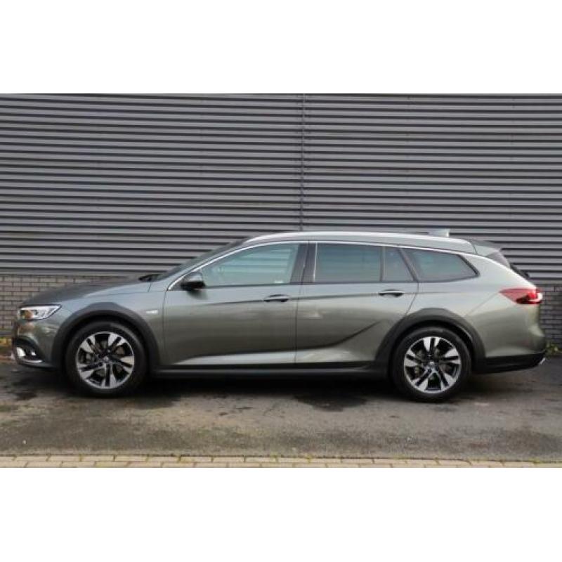 Opel Insignia Country Tourer 165pk Turbo (18"LMV/LEER/Winter