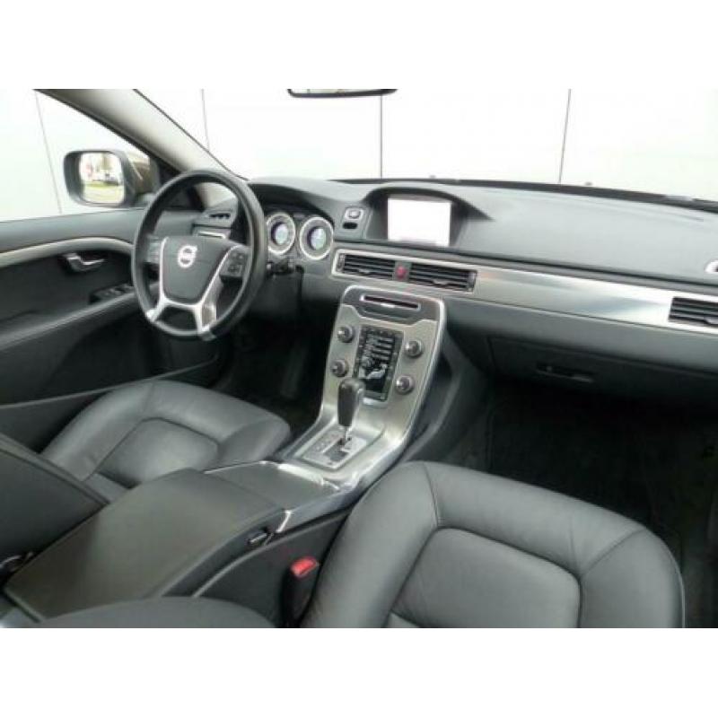Volvo XC70 D3 AUT FWD Limited Edition Leer / Xenon / Trekhaa