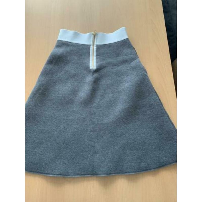 Vanilia foam rok - maat 34