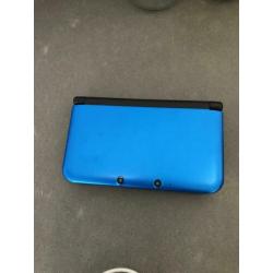 Nintendo 3ds xl incl lader en diverse spelletjes