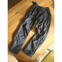 Hockey broek Reece rits zijkant