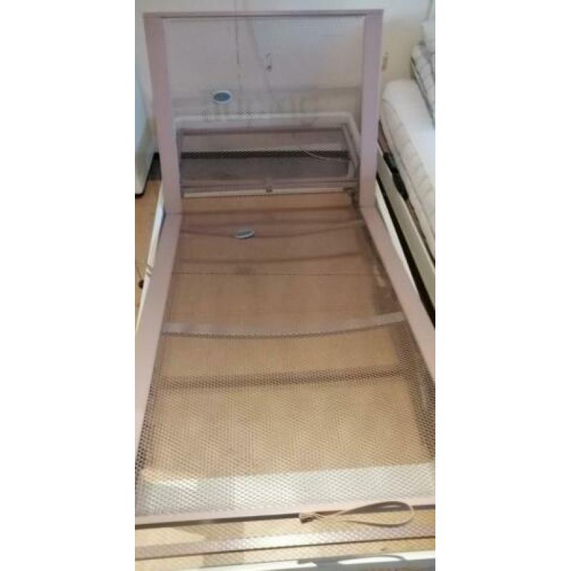 Auping Caronde 90x200 wit met handverstelbare spiraalbodem