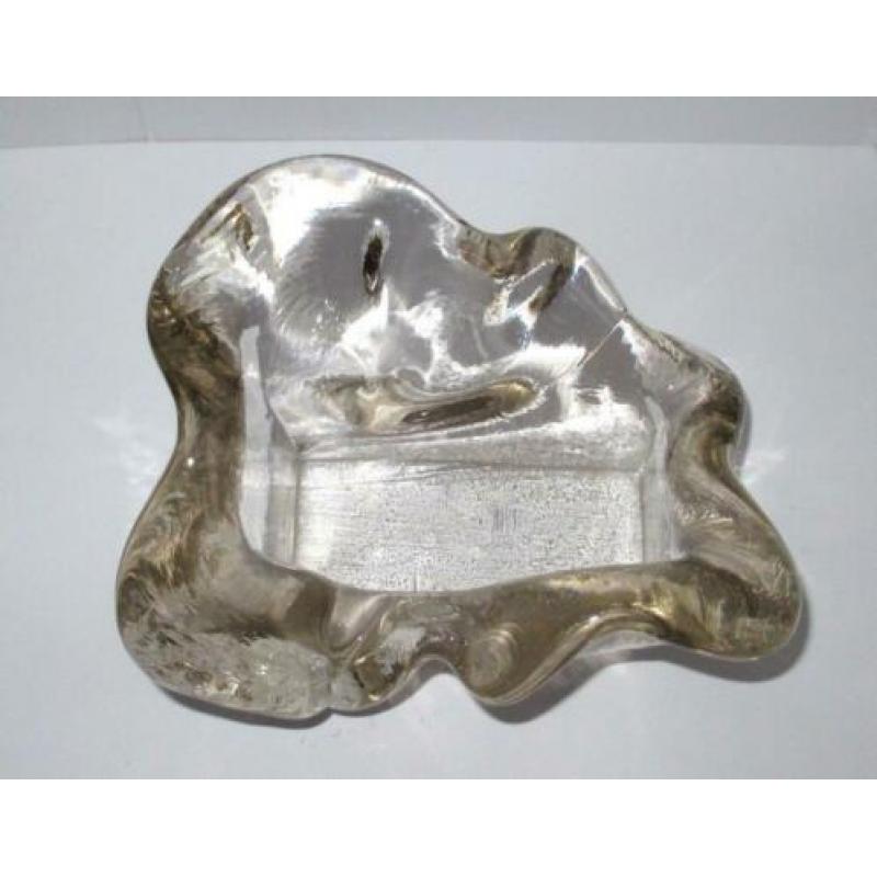 Handmade decoratief art glazen schaal.