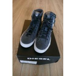 Kastopruiming! Diesel sneakers maat 38, grijsblauw zgan