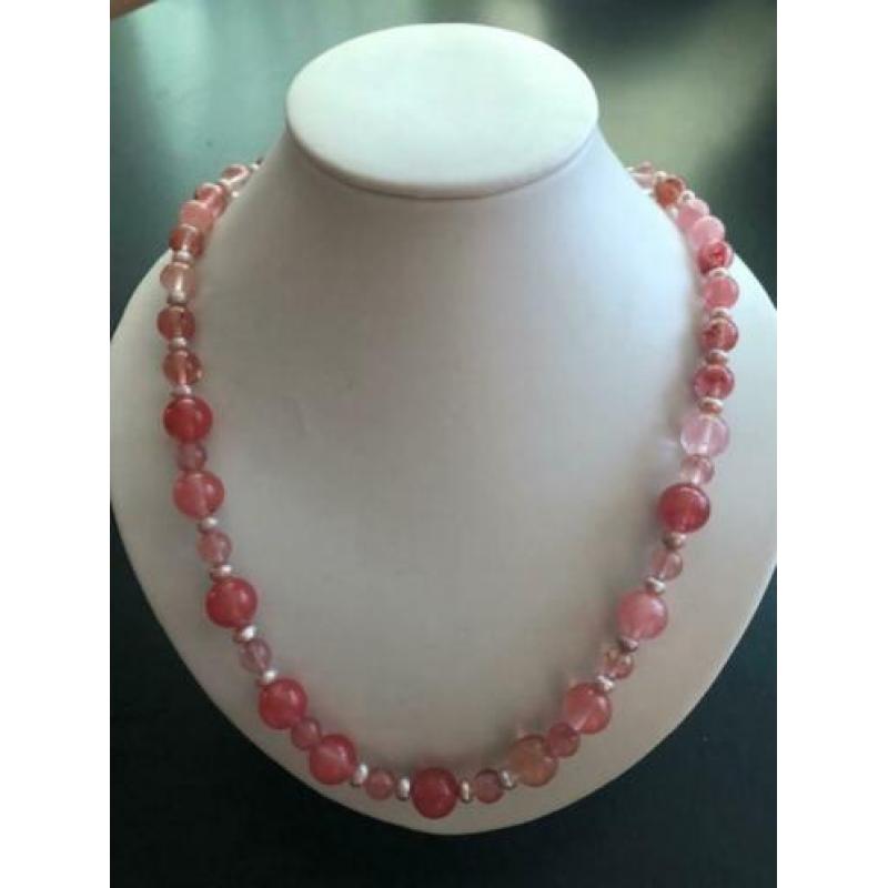 6504 Mooie ketting van Agaat en zoetwaterpareltjes