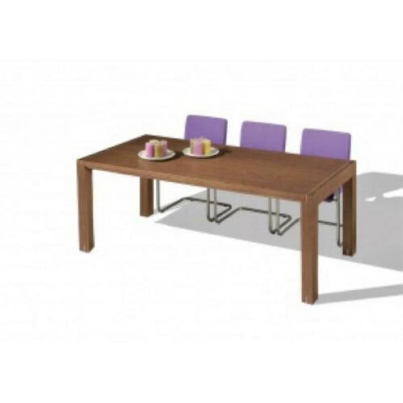 Notenhouten eettafel 220cm