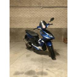 Hele mooie Kymco Super 8 snor 25km scooter brommer 4 takt