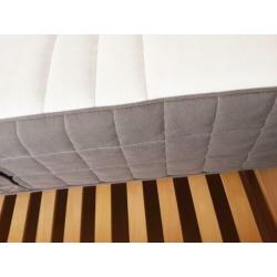 Ikea matras hovag 160cmx200cm met topper, electrisch bed