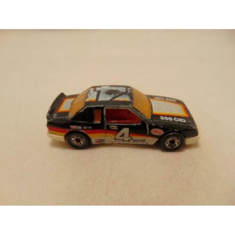 Buick Le sabre 355 CID Stockcar Matchbox zwart