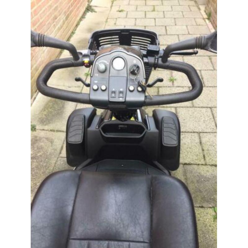Scootmobiel Pride Royal 20