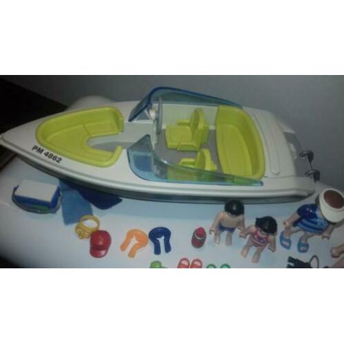 Playmobil speedboot netjes en heel