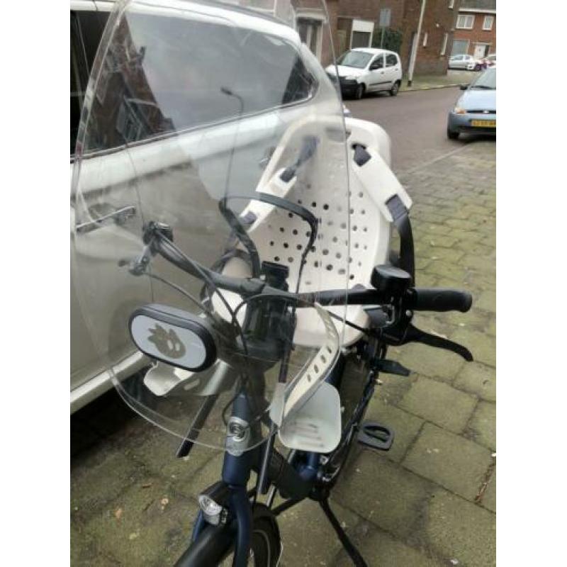 Yepp voorzitje, incl.windscherm en adapter