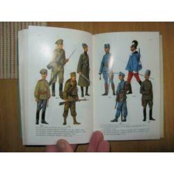Uniformen in kleur