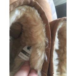 Ugg mini Classic