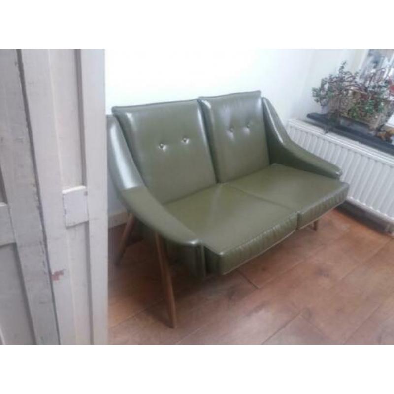 Vintage retro bank groen