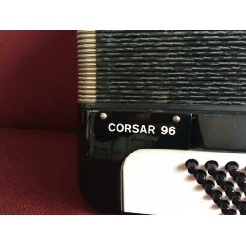 Rossini Corsar accordeon . 96 bas . 4 korig met piccolo.