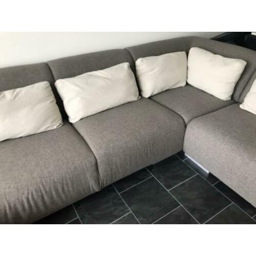 Taupe bank