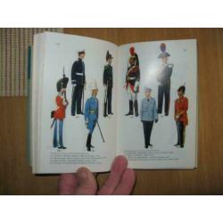 Uniformen in kleur