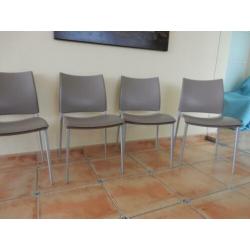 Italiaanse luxe stoelen, Desalto model Sand(Als Nieuw)