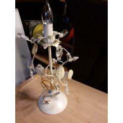1 Kroonluchter 2 staande lampen 1 wandlamp
