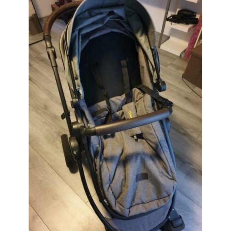 Een nog goede 3 in 1 kinderwagen van Baninni te koop