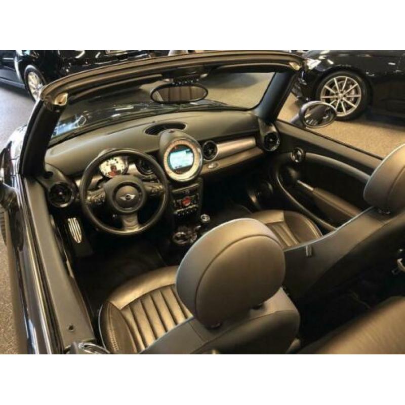 MINI Cabrio 1.6 Cooper S Highgate - NL auto - Navigatie, Lee