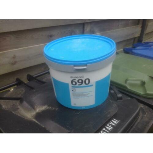 Eurocol 690 tegellijm