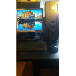 desktop pc met monitor opruiming 20 euro