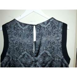 Te koop top van expresso, maat 46