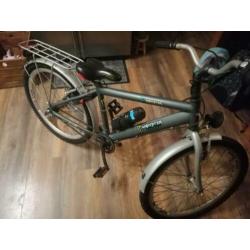 Stevige 21 inch jongensfiets.