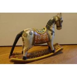 Antiek PAARDJE Mooi gedecoreerd 28 cm breed 23 cm hoog hout
