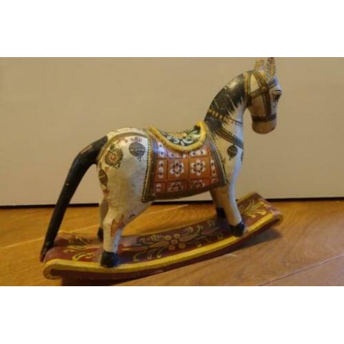 Antiek PAARDJE Mooi gedecoreerd 28 cm breed 23 cm hoog hout