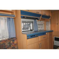 Hobby De Luxe 440 SB