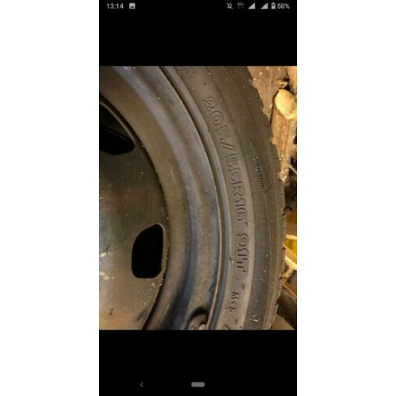 Hangkook winterbanden 205/55/16 Peugeot 2008 incl velgen!