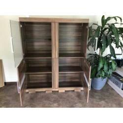 Vitrinekast walnoot kleur
