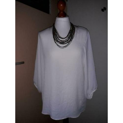 MarcCain zijde top off white met 3/4 mouwen maat 42
