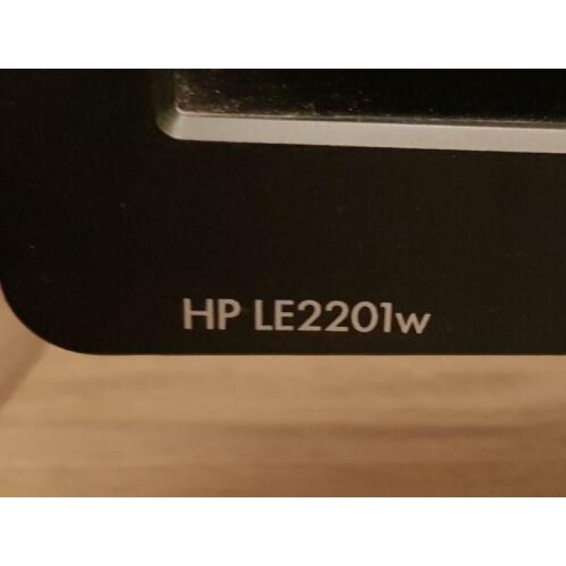 hp 22 inch monitor-hp LE2201w-goedwerkend