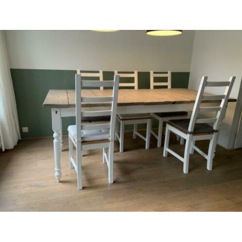 Steigerhout, tafel, stoelen, 6 persoons